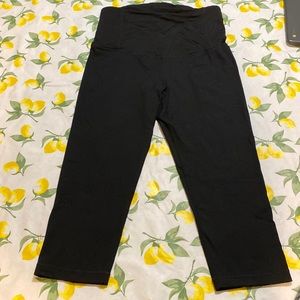 BeMaternity Maternity workout capris Size Large